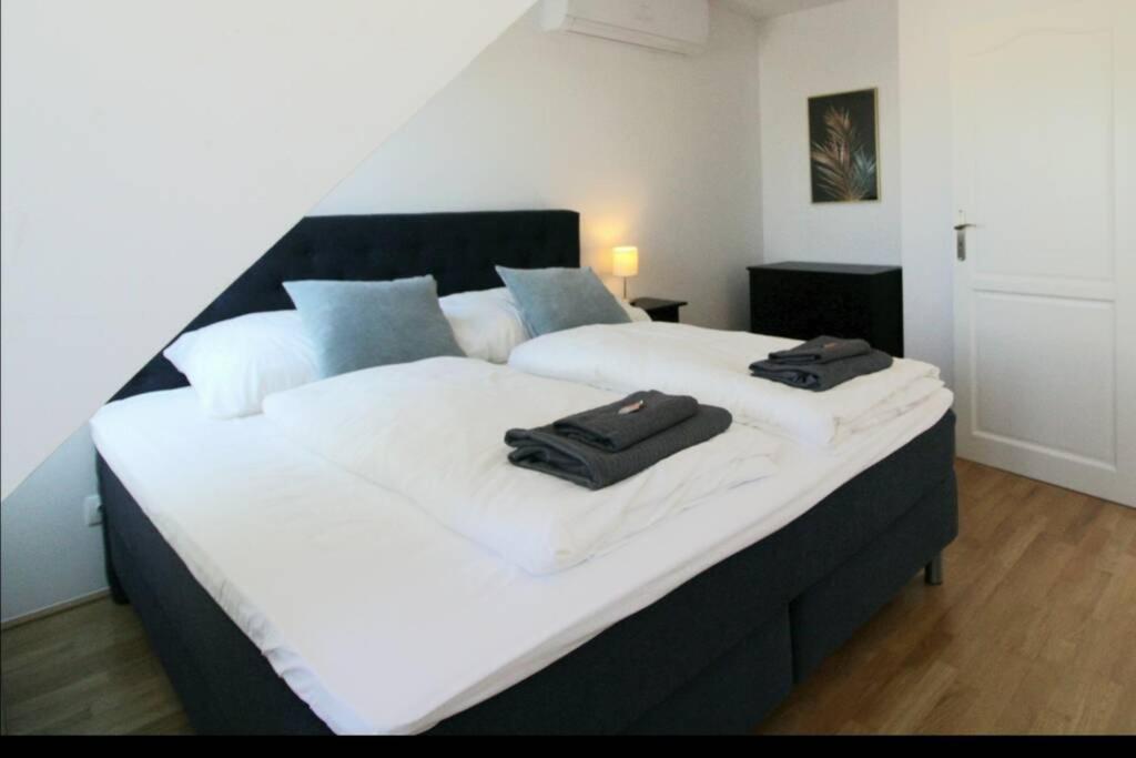 Апартаменты Penthouse With Amazing Terrace L Lf42 Вена Экстерьер фото